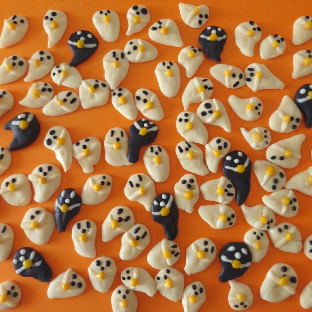 Halloween Spooky Goat Milk Eggie Treats 50g